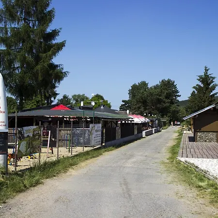 Alojamento de Turismo Selvagem Chatova Osada Trhovky Krasna Hora nad Vltavou